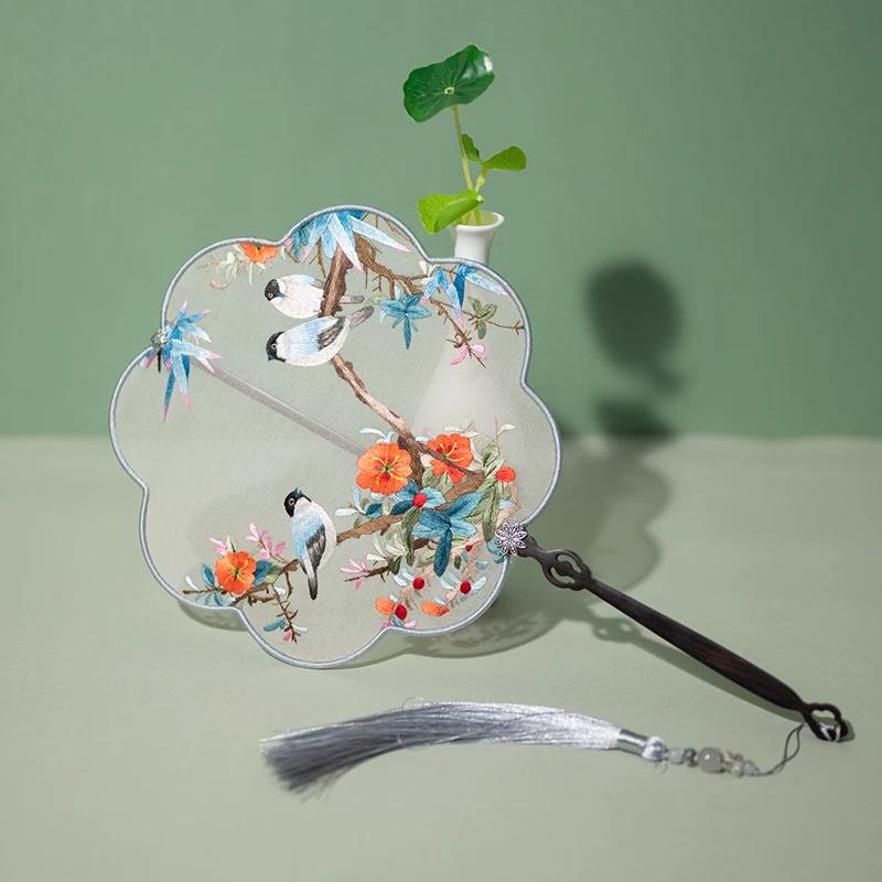 Handmade Suzhou Embroidered Silk-Wrapped Round Fan-Blue - Signature Gift Edition