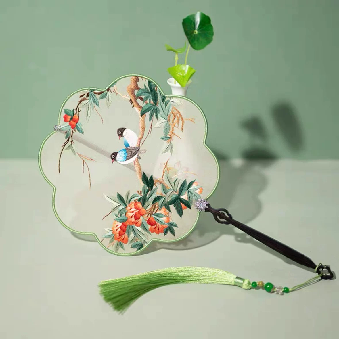 Handmade Suzhou Embroidered Silk-Wrapped Round Fan-Coffee Brown - Signature Gift Edition